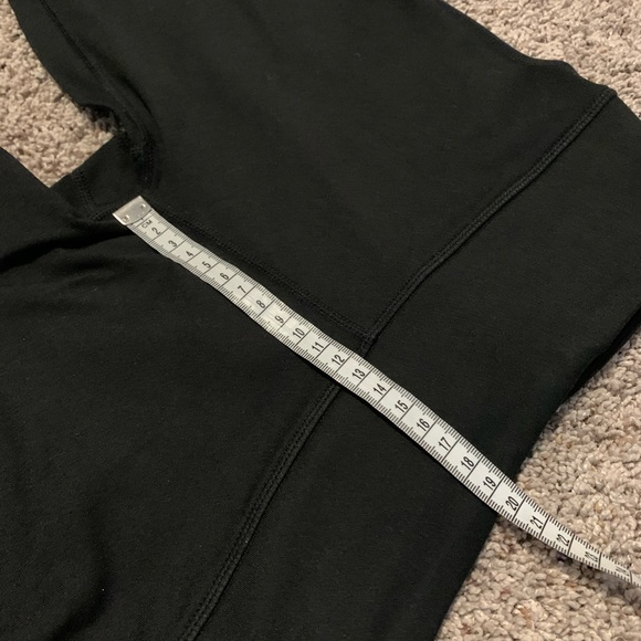 Fabletics Mid-Rise Mesh Power-hold Leggings - Picture 5 of 10